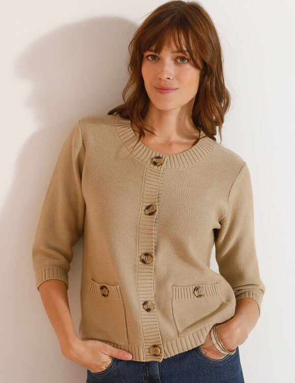 Cardigan boutonné à poches, manches coude (ficelle) Cardigan boutonné à poches, manches coude (ficelle)